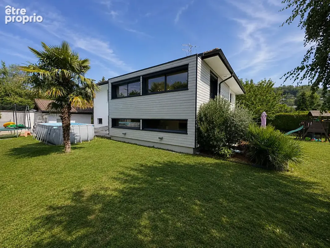 Vétraz-Monthoux ? Maison d'architecte duplex inversé de 220 m² sur terrain de 887 m² - photo 2