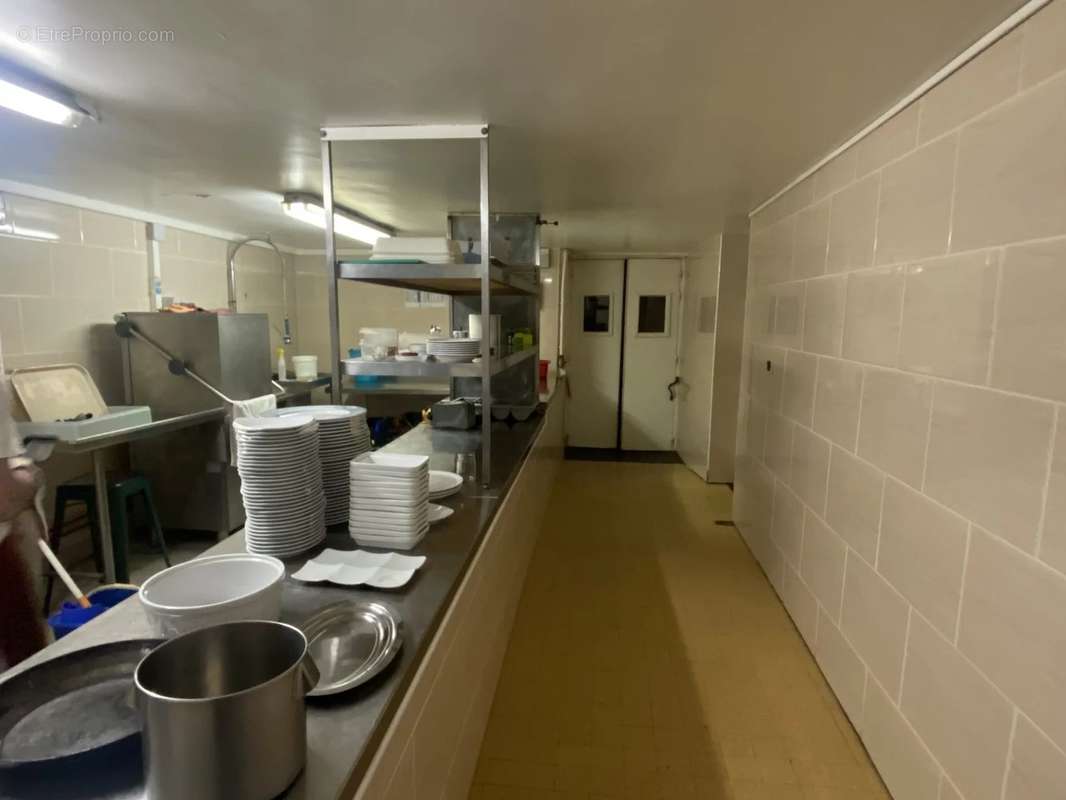 Commerce à FONT-ROMEU-ODEILLO-VIA