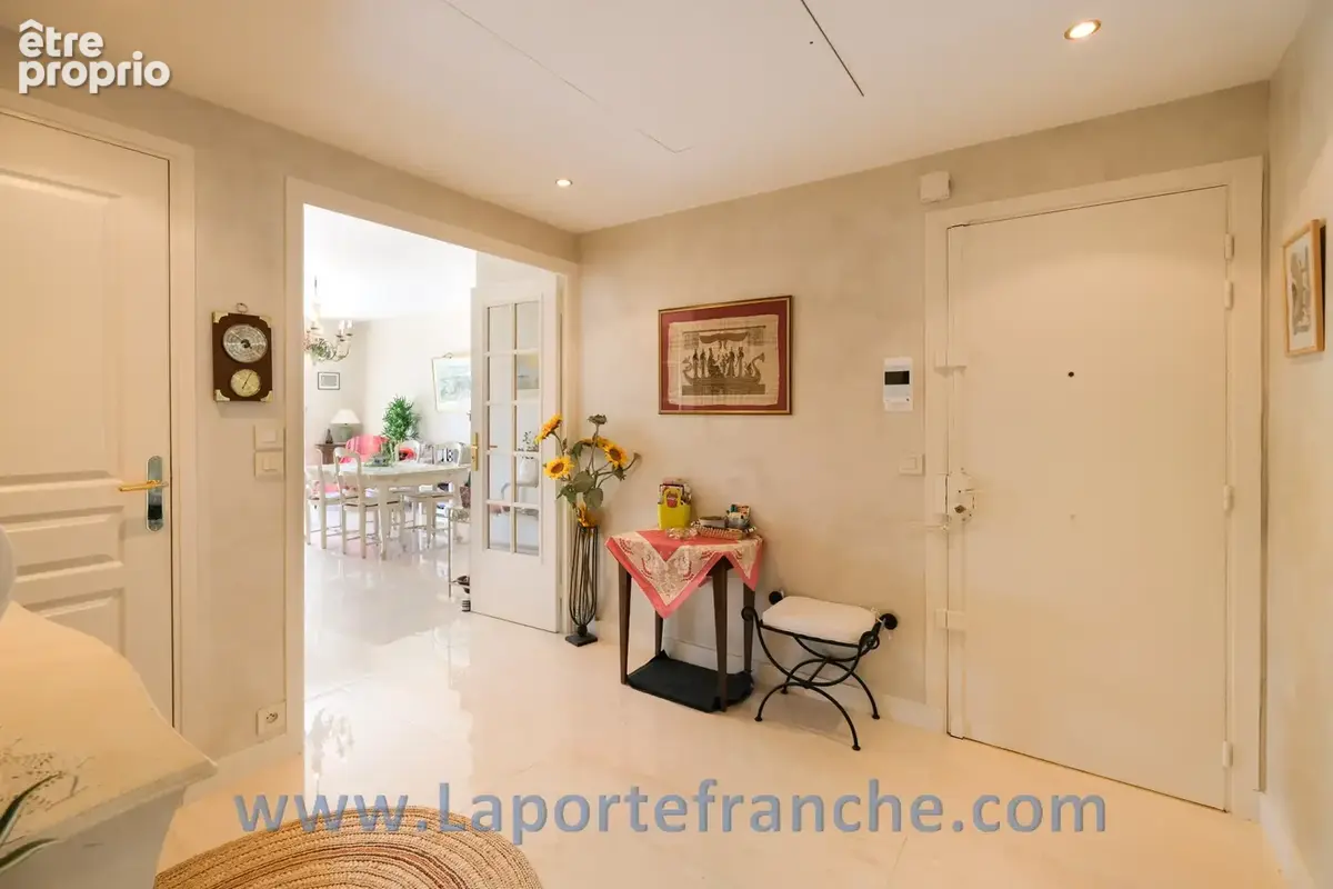 Appartement de 118 m2 vue mer dans résidence sécurisée parc piscine olympique - photo 7