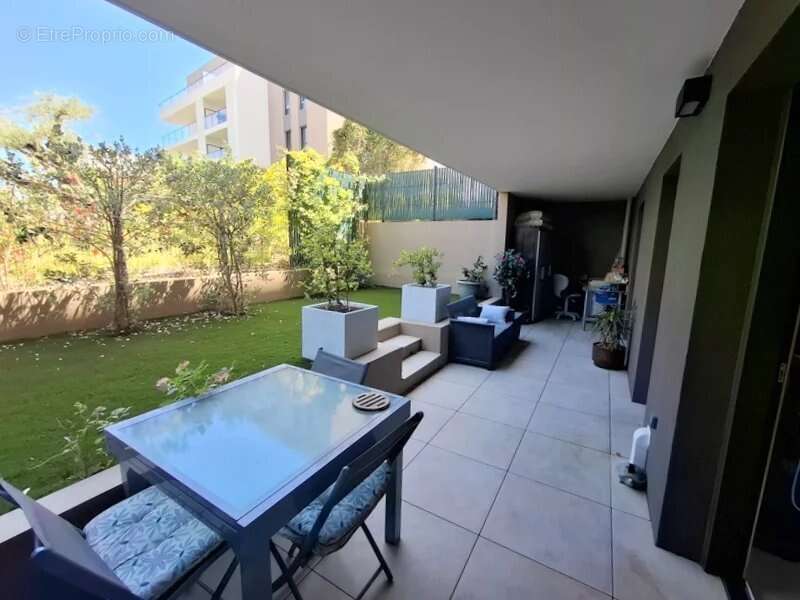 Appartement à VILLENEUVE-LOUBET