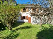 Maison à LA VILLEDIEU-EN-FONTENETTE