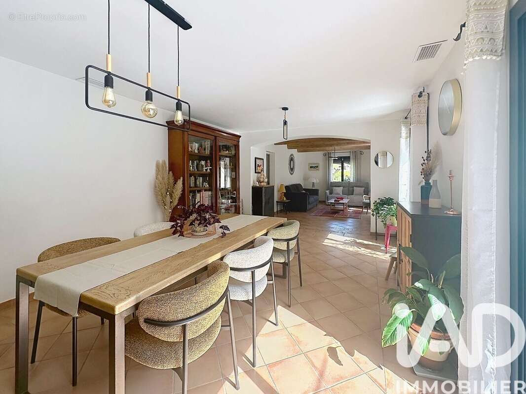 Photo 8 - Maison à MORIERES-LES-AVIGNON