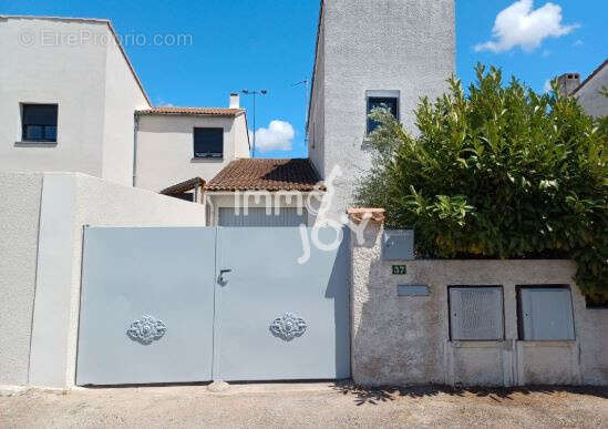 Maison à VILLEMOUSTAUSSOU