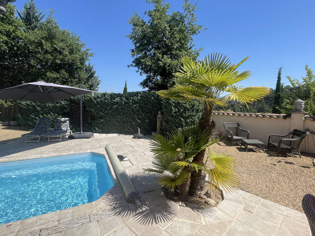 Maison à VAISON-LA-ROMAINE