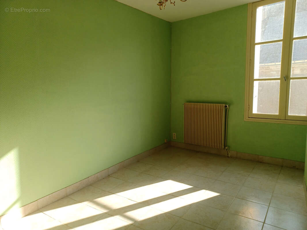 Appartement à SEGRE