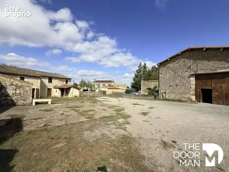 Photo Maison à Mougon au prix de 312 500€