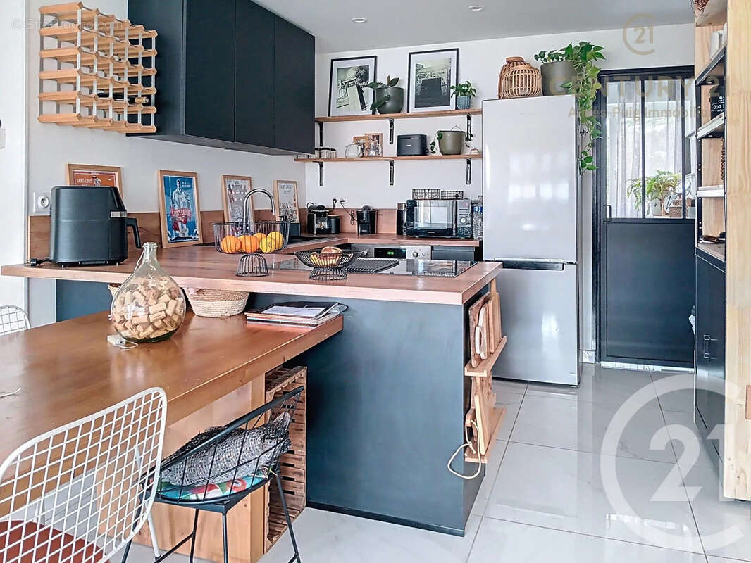 Appartement 94 m² à Balaruc-Les-Bains  - photo 2