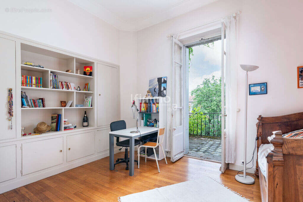 435 m² pour Coworquie  étudiante ou intergénérationnelle - photo 24