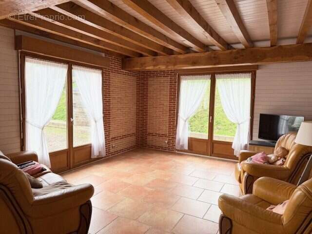 Maison à SAINT-LEONARD