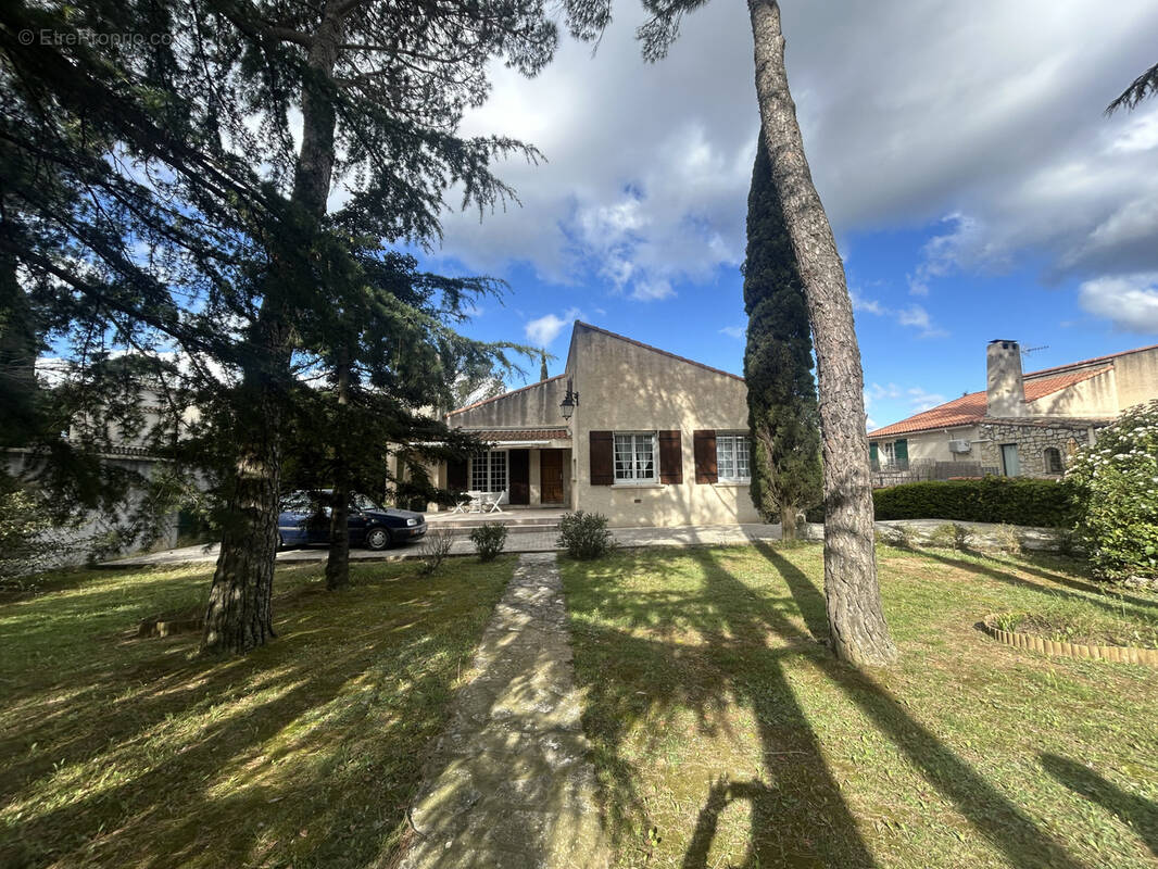 Maison à POULX