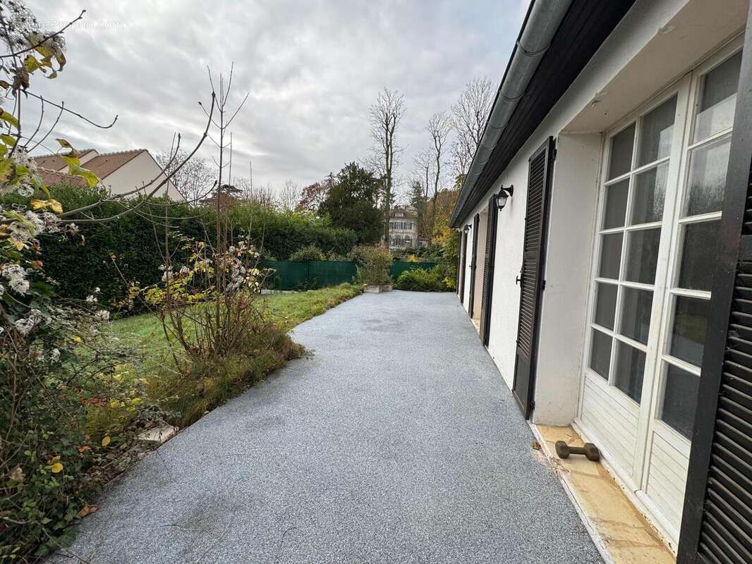 Photo 9 - Maison à MORAINVILLIERS