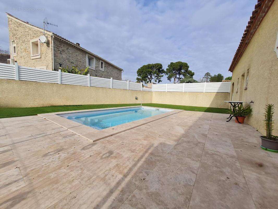 Maison à GINESTAS