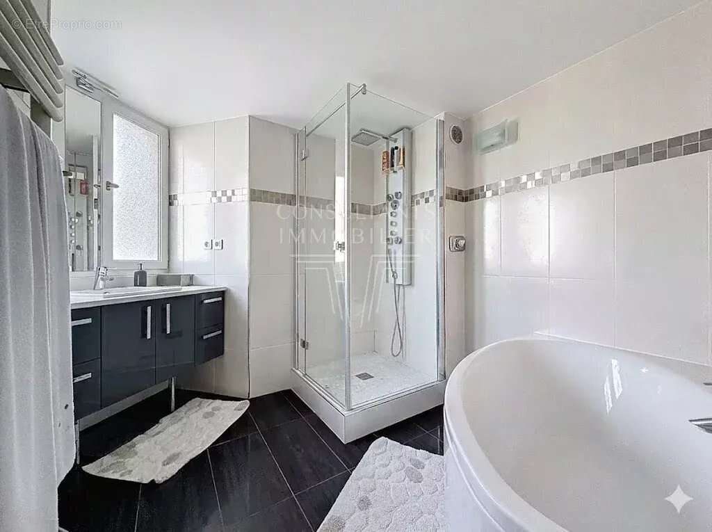 Maison à LE VESINET