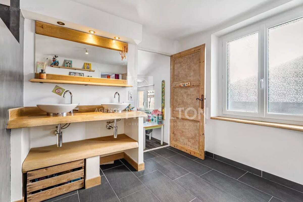 Appartement à GOURDON