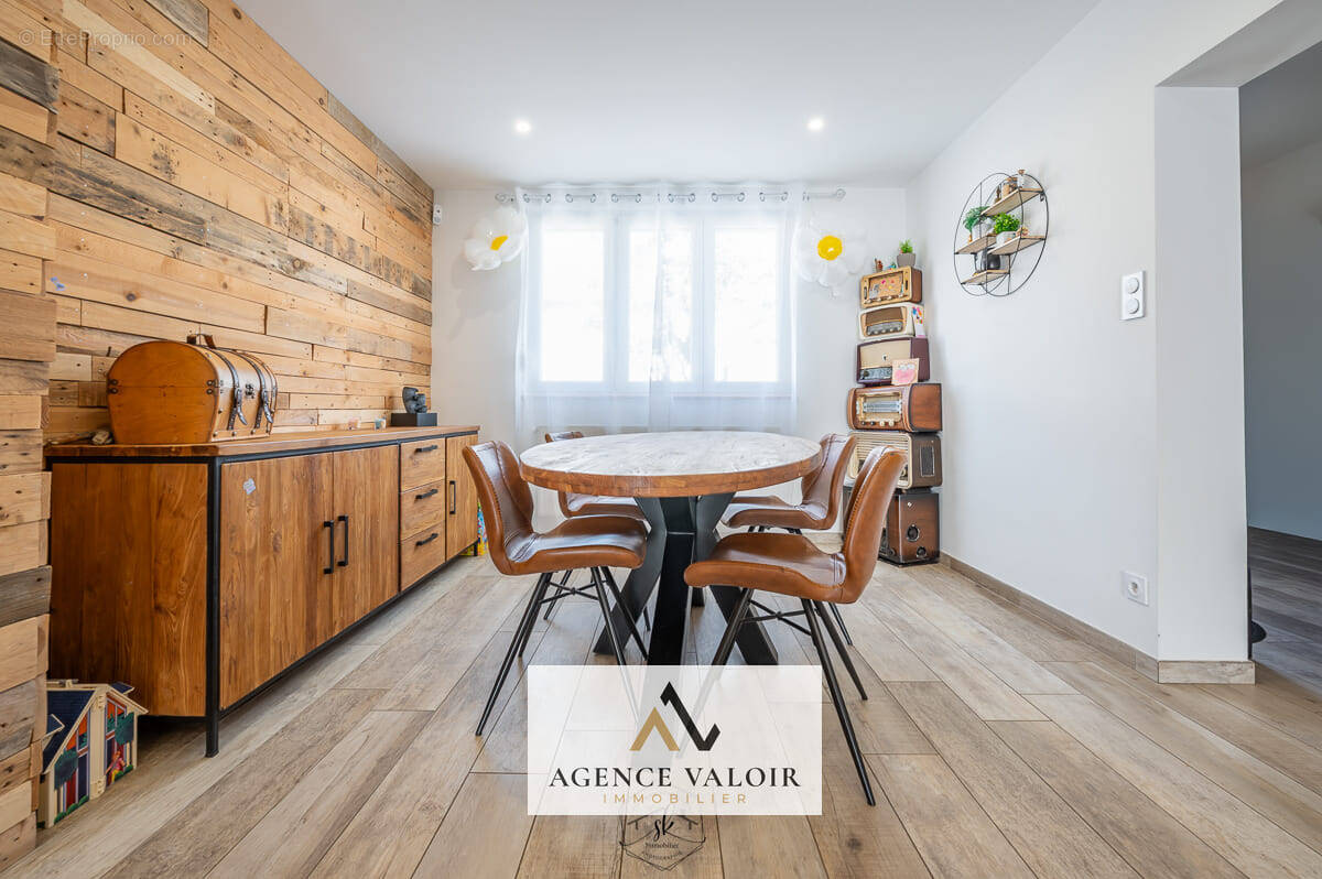 Maison à BERTRANGE