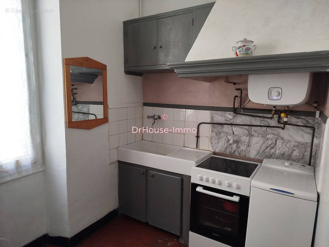 Appartement à MARSEILLE-1E