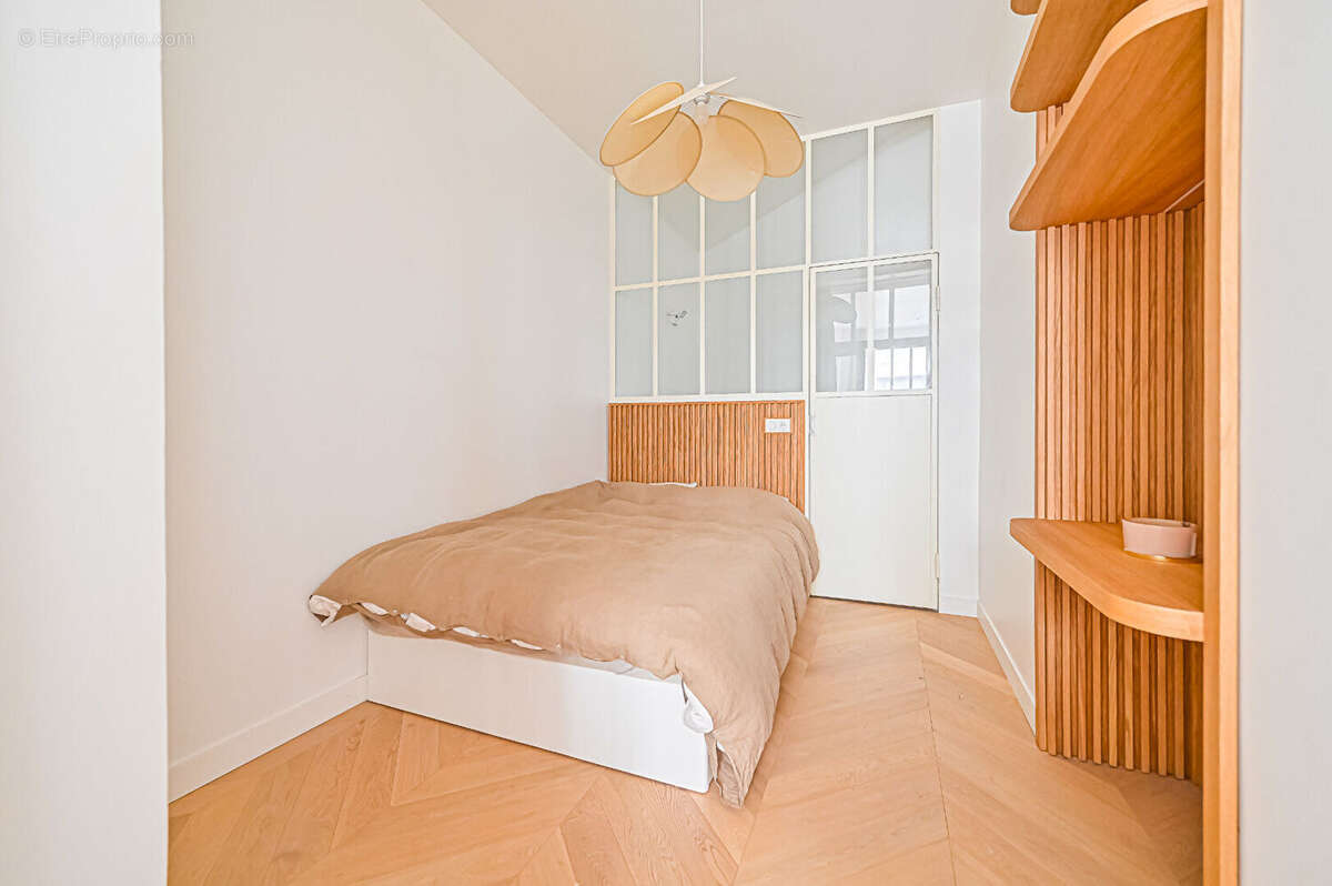 Appartement à PARIS-9E