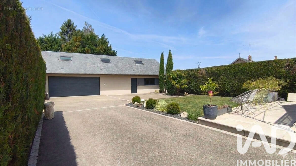 Maison 185 m² à Orgeres-En-Beauce  - photo 3