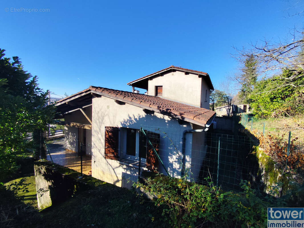 Maison à VILLEFRANCHE-DE-ROUERGUE