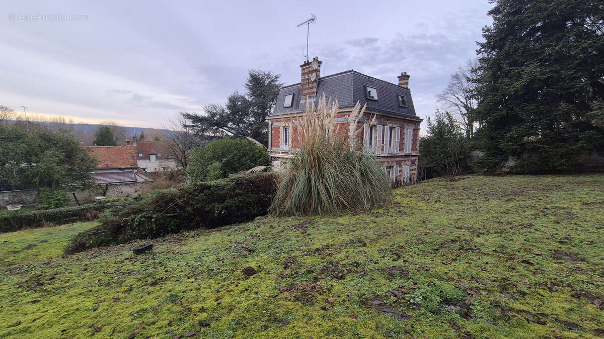 Maison à CHAUMONT-EN-VEXIN