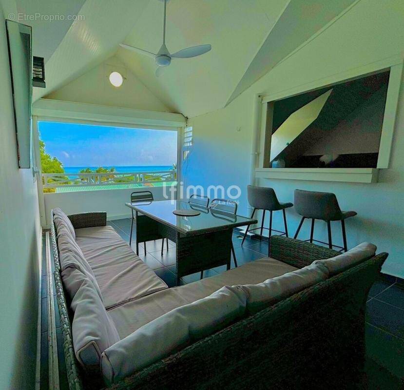 Appartement à LE GOSIER