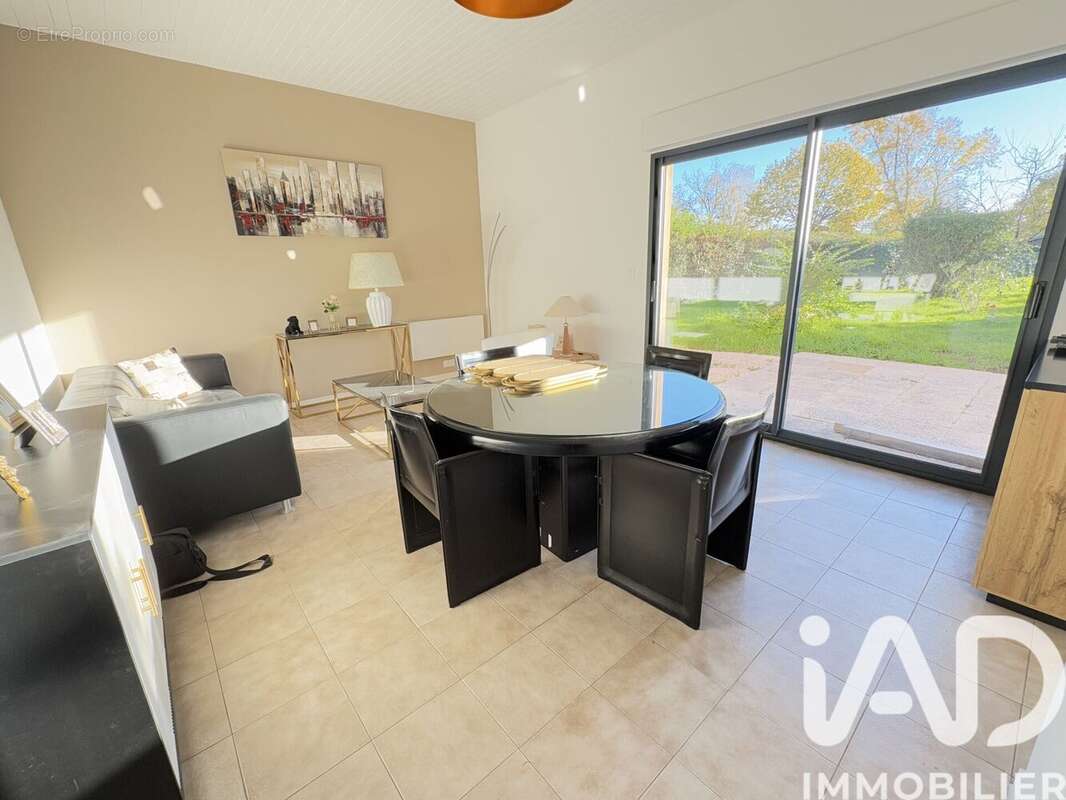 Photo 2 - Maison à LA ROCHE-SUR-YON