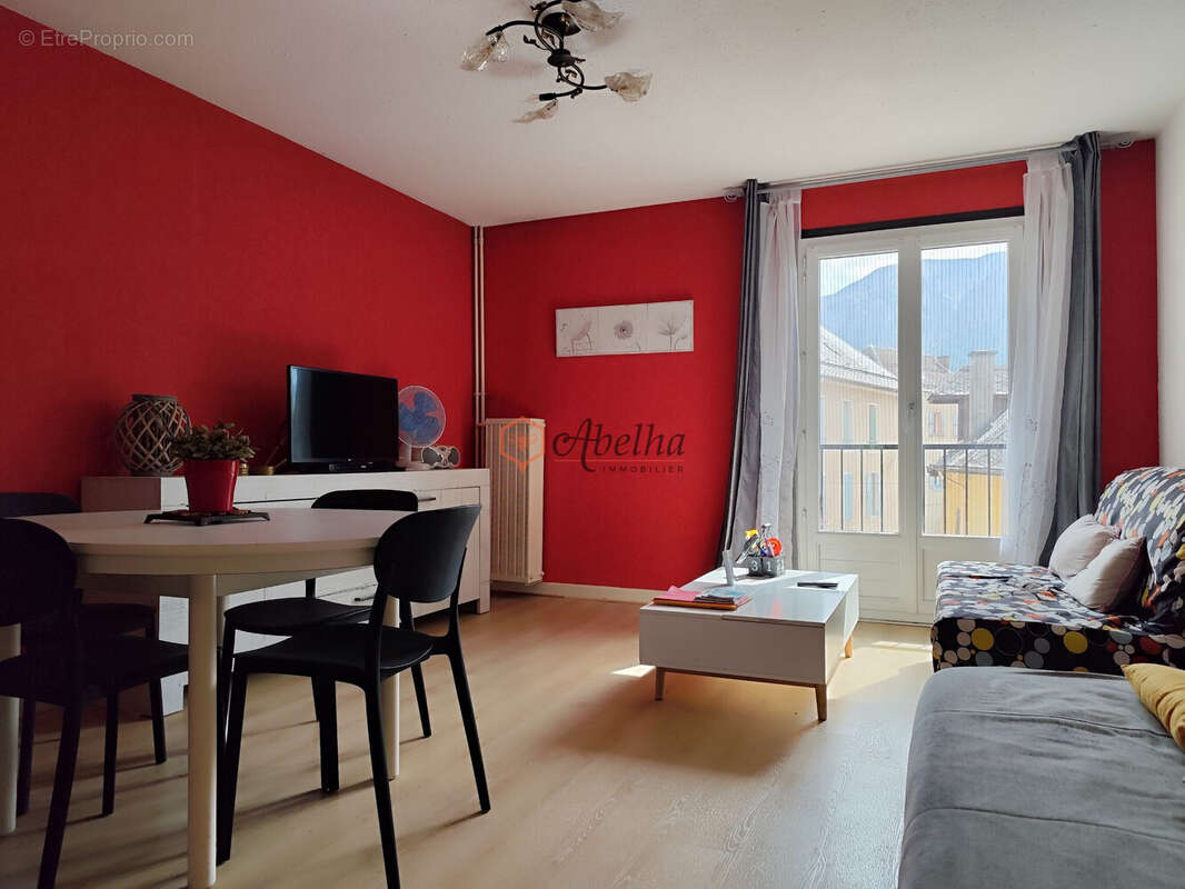 Appartement 68 m² à Saint-Bonnet-En-Champsaur  - photo 2