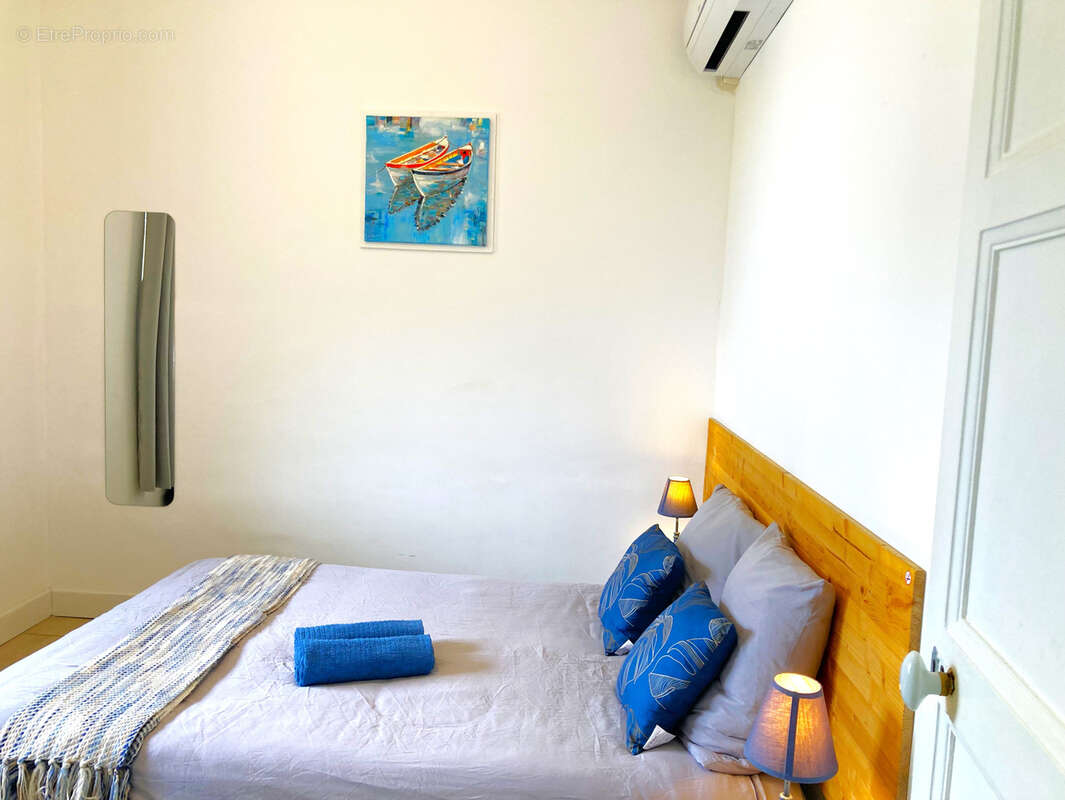 Villa rénovée divisée en 4 appartements à La Ciotat 50 m de la mer - photo 33