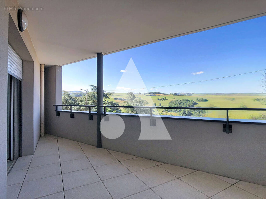 Appartement à SAINT-SYMPHORIEN-SUR-COISE