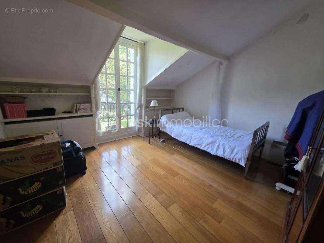 Maison à CHELLES