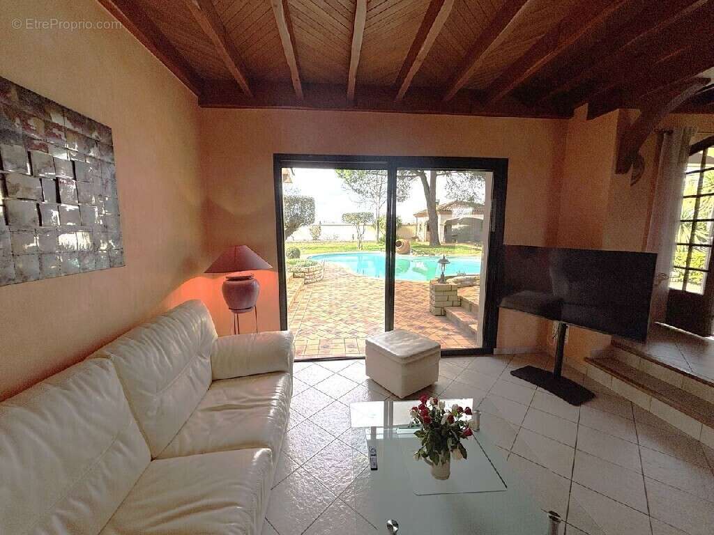 Maison à SAINTE-BAZEILLE