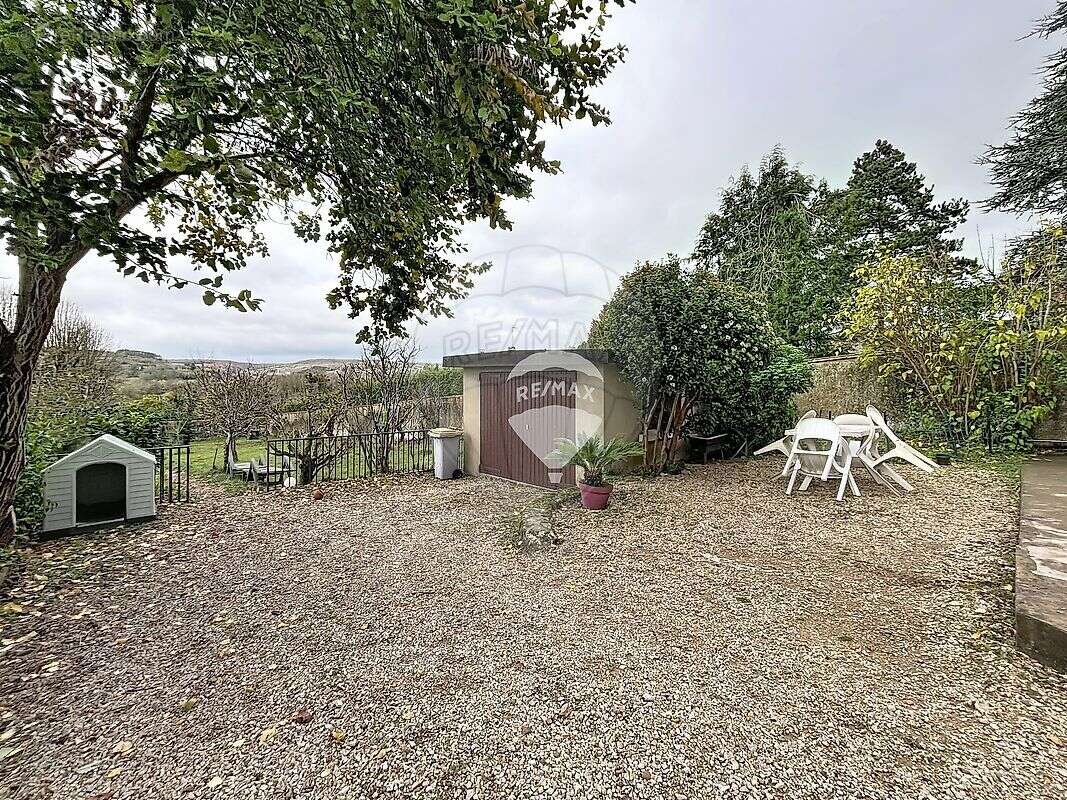 Maison à VILLEVALLIER