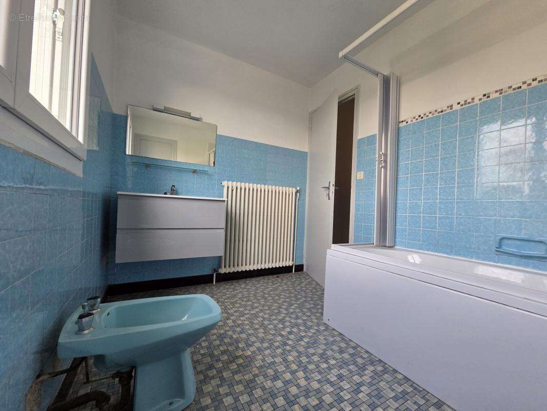 Maison à vendre 3 chambres et terrain constructible.Pontivy - photo 7