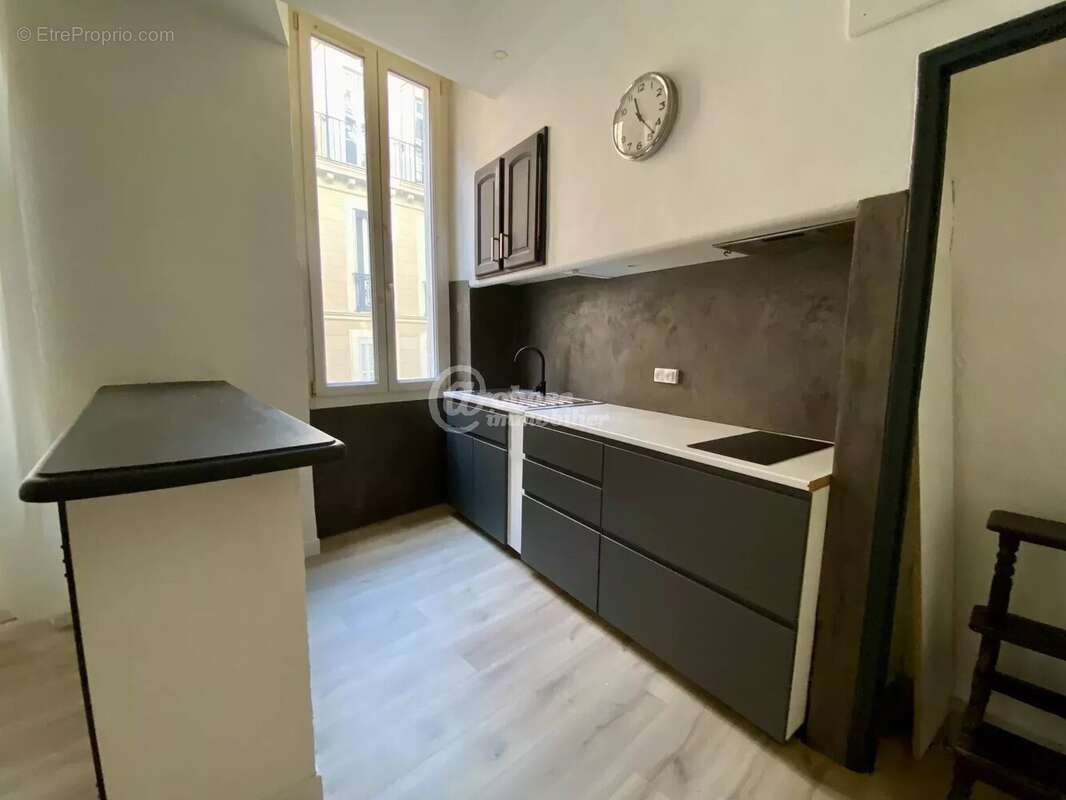 Appartement à MARSEILLE-6E