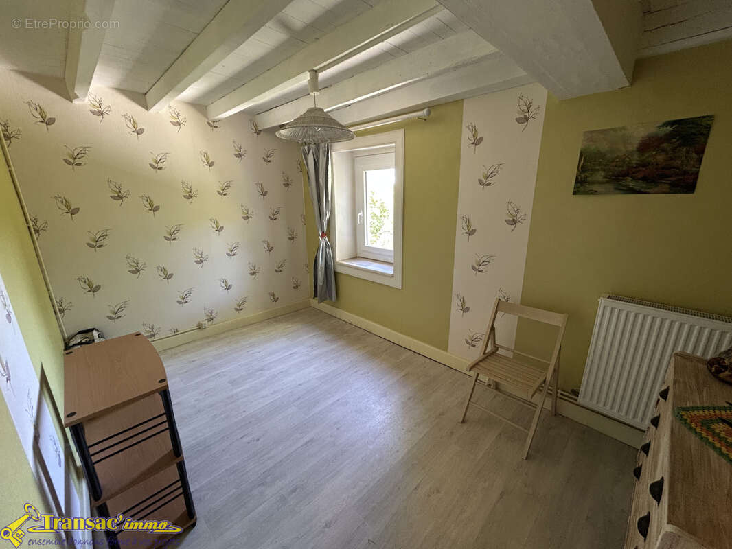 Maison 6 pièces 103m2 avec terrain et piscine - photo 7