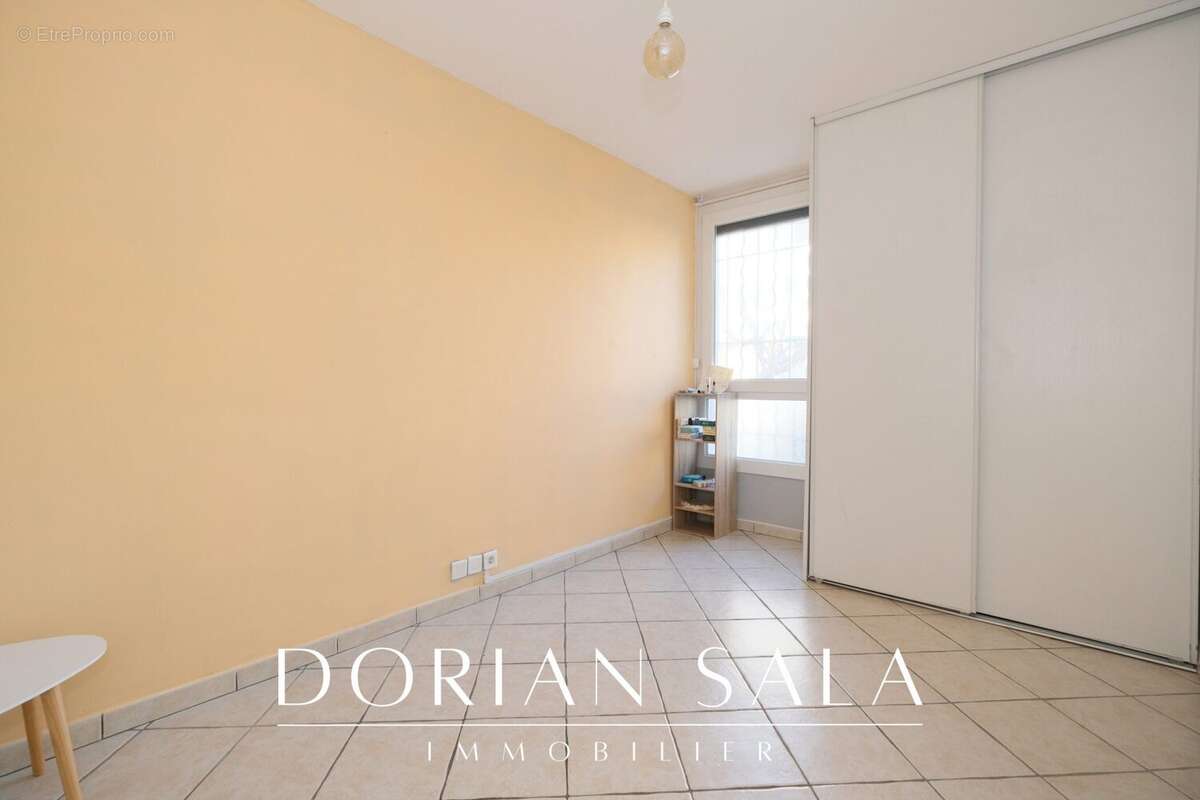 Appartement à MARSEILLE-12E
