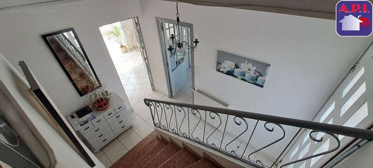 Maison à VILLENEUVE-D'OLMES