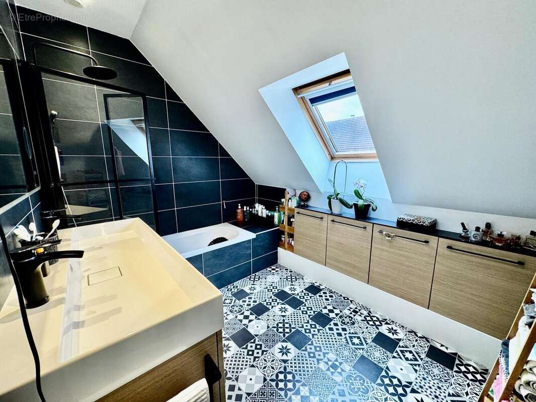 Photo 9 - Maison à COURCELLES-SUR-SEINE