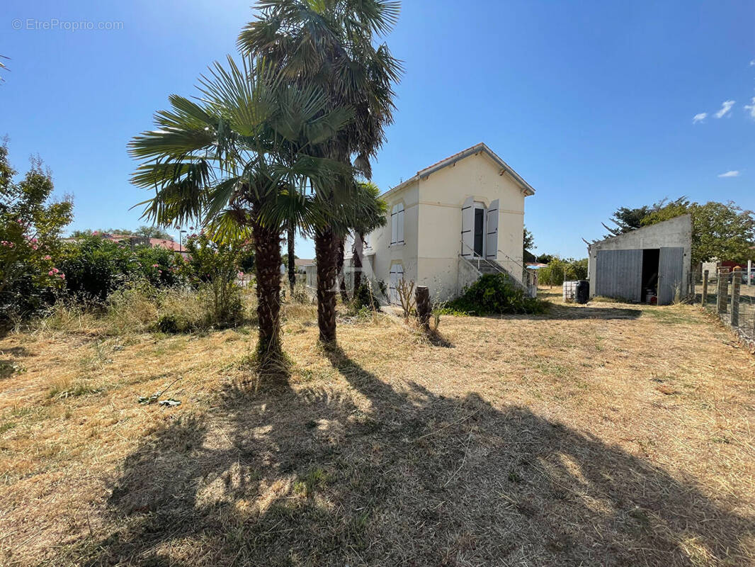 Maison à GRUES