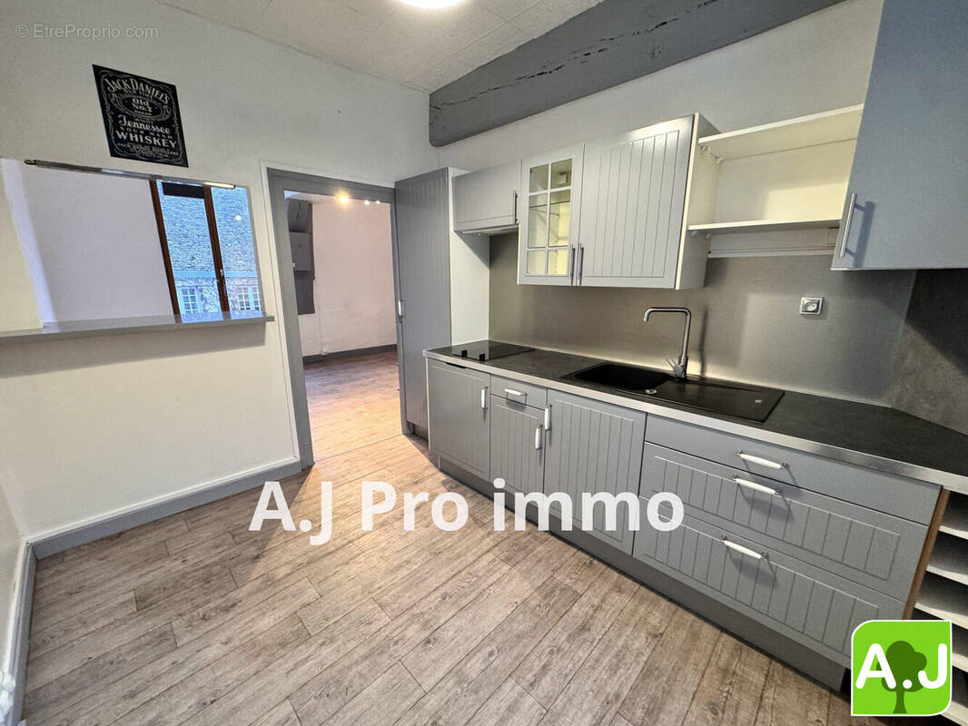 Appartement à IVRY-LA-BATAILLE