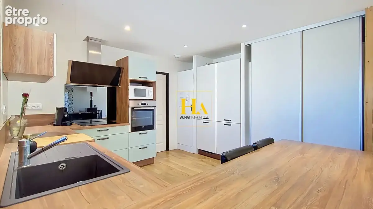 EXCLUSIVITÉ - BÉSAYES : Maison de plain-pied d'environ 113m² avec piscine et garage indépendant de 60 m² à fort potentiel - photo 11