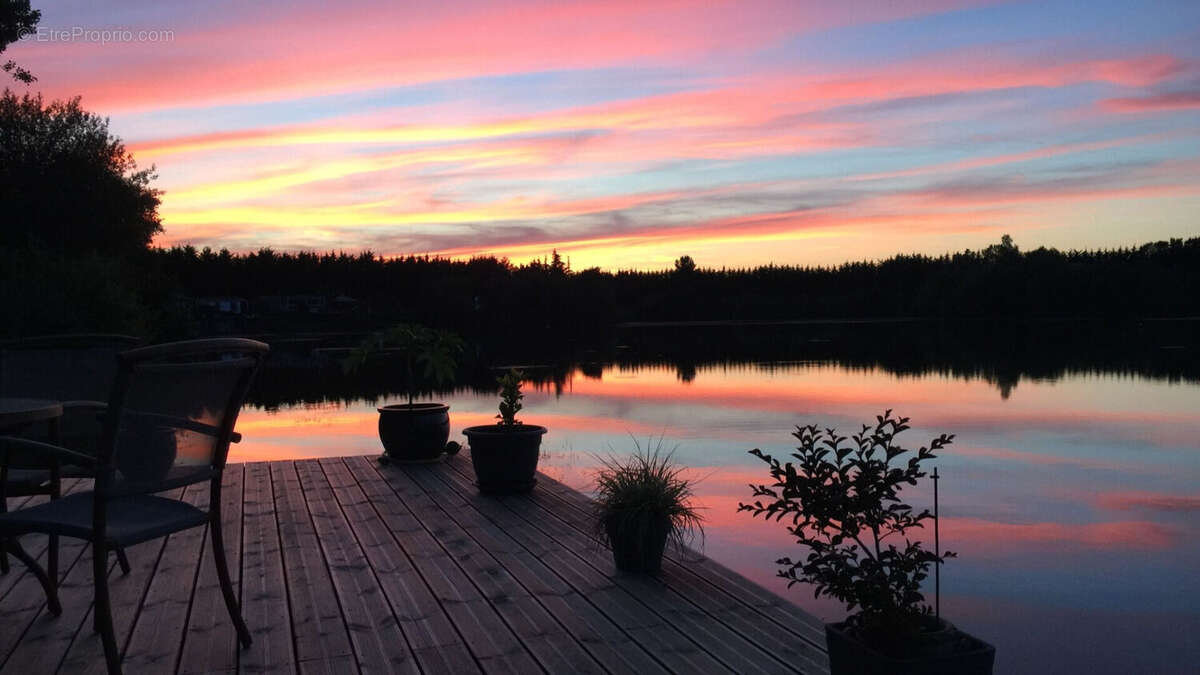 Sames - Chalet au bord du lac avec ponton à jouissance exclusive - photo 17