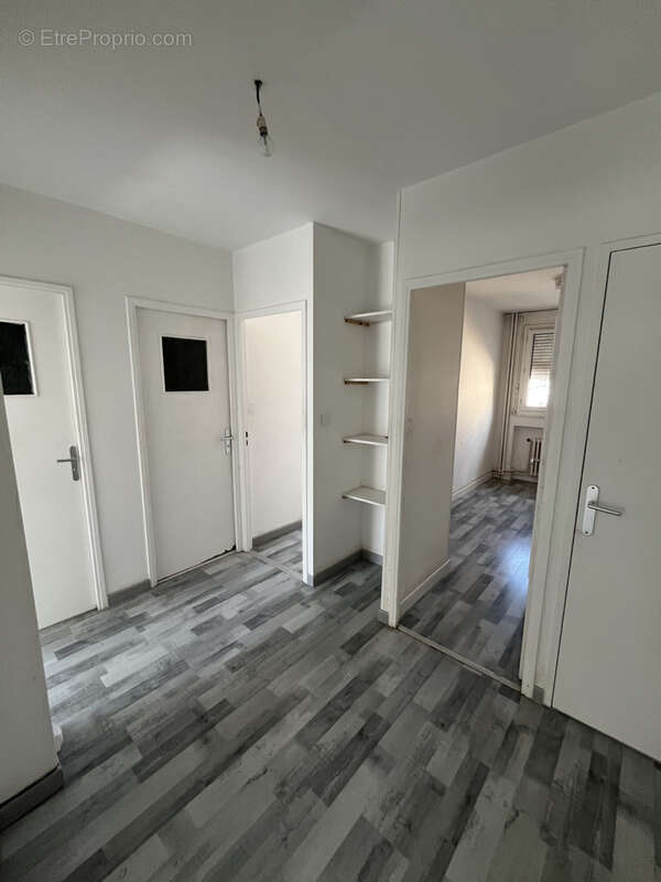 Appartement T3   Le Chambon-Feugerolles - photo 5