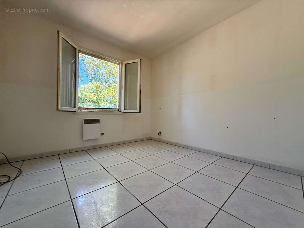 Magnifique villa de 110 m2 4ch + Garage, sur terrain arboré de 1 339 m2 à Saint-Jean-de-la-Blaquière - photo 17