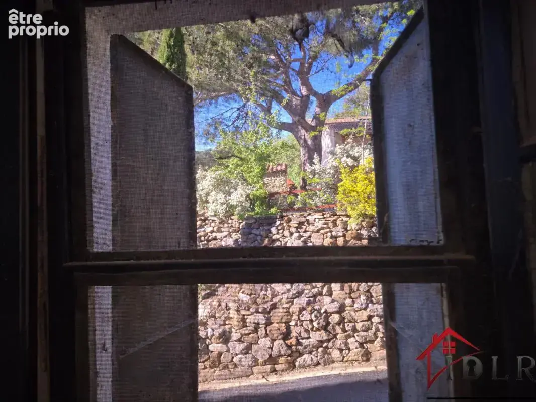 Maison de village avec garage et potentiel - photo 18