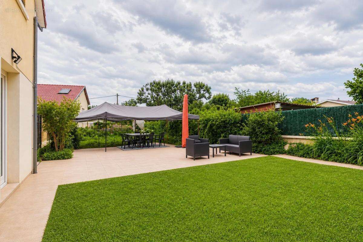 Maison de 5 pièces de 123 m² à Heuilley-sur-Saône - photo 13