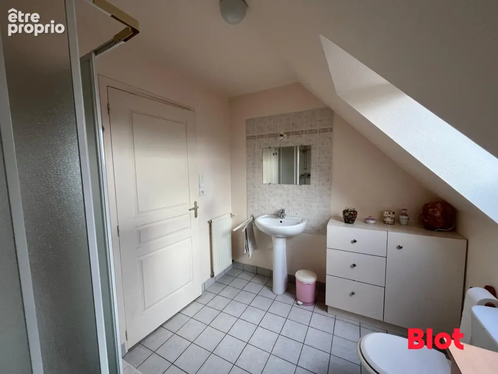 Maison 5 pièces 144 m² à vendre à La Guerche-De-Bretagne (35130) - photo 9