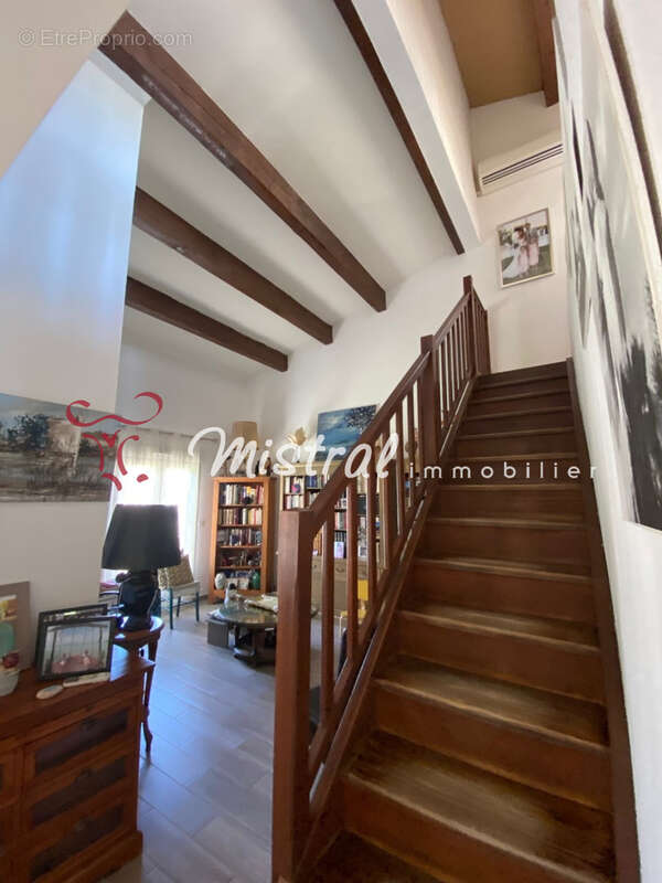 Villa aigues-mortes 5 chambres avec garage et terrasse - photo 8