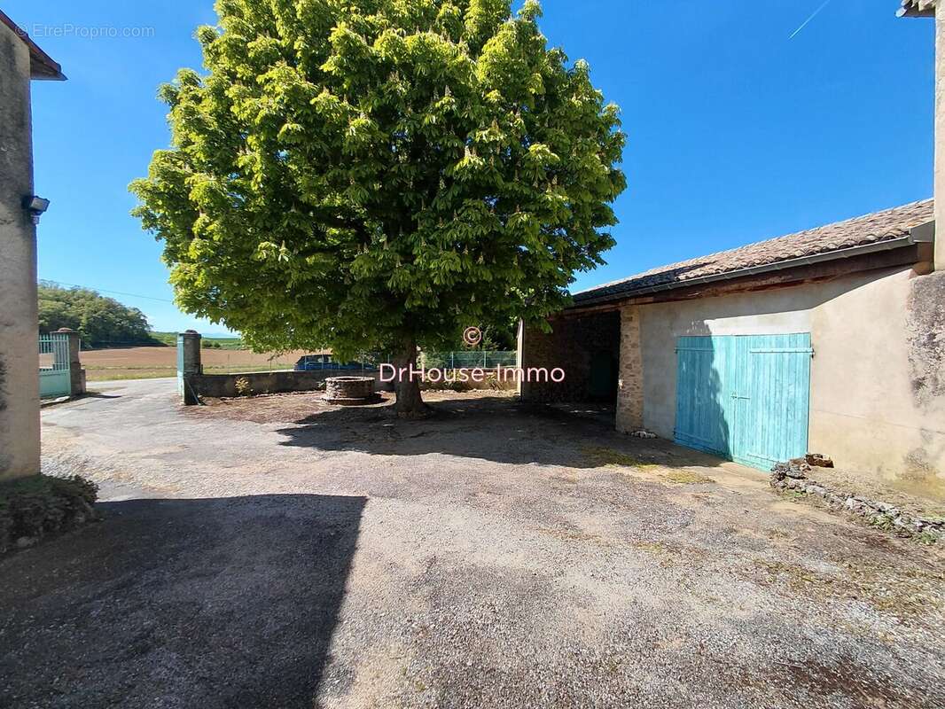 Maison 128 m² à Upie  - photo 4