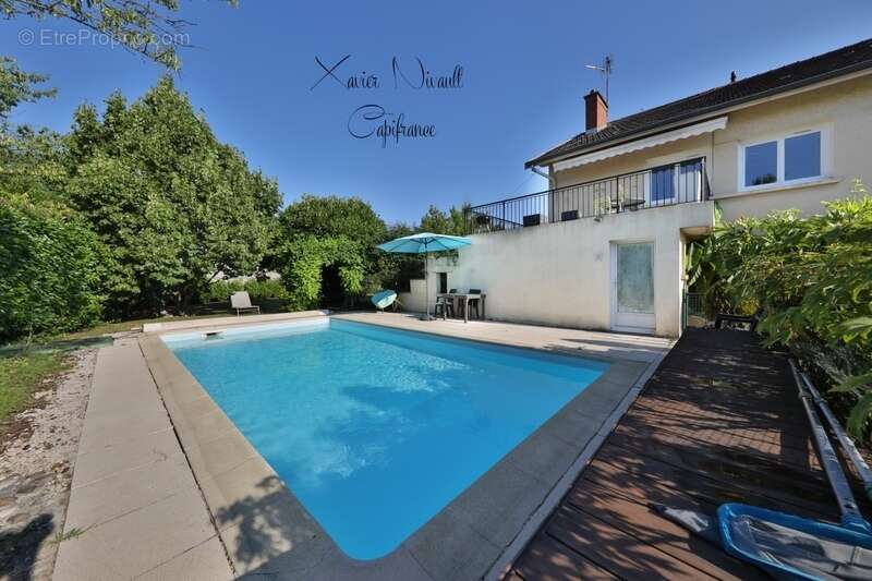 Maison à vendre 7 pièces BOURG EN BRESSE (01) - photo 2